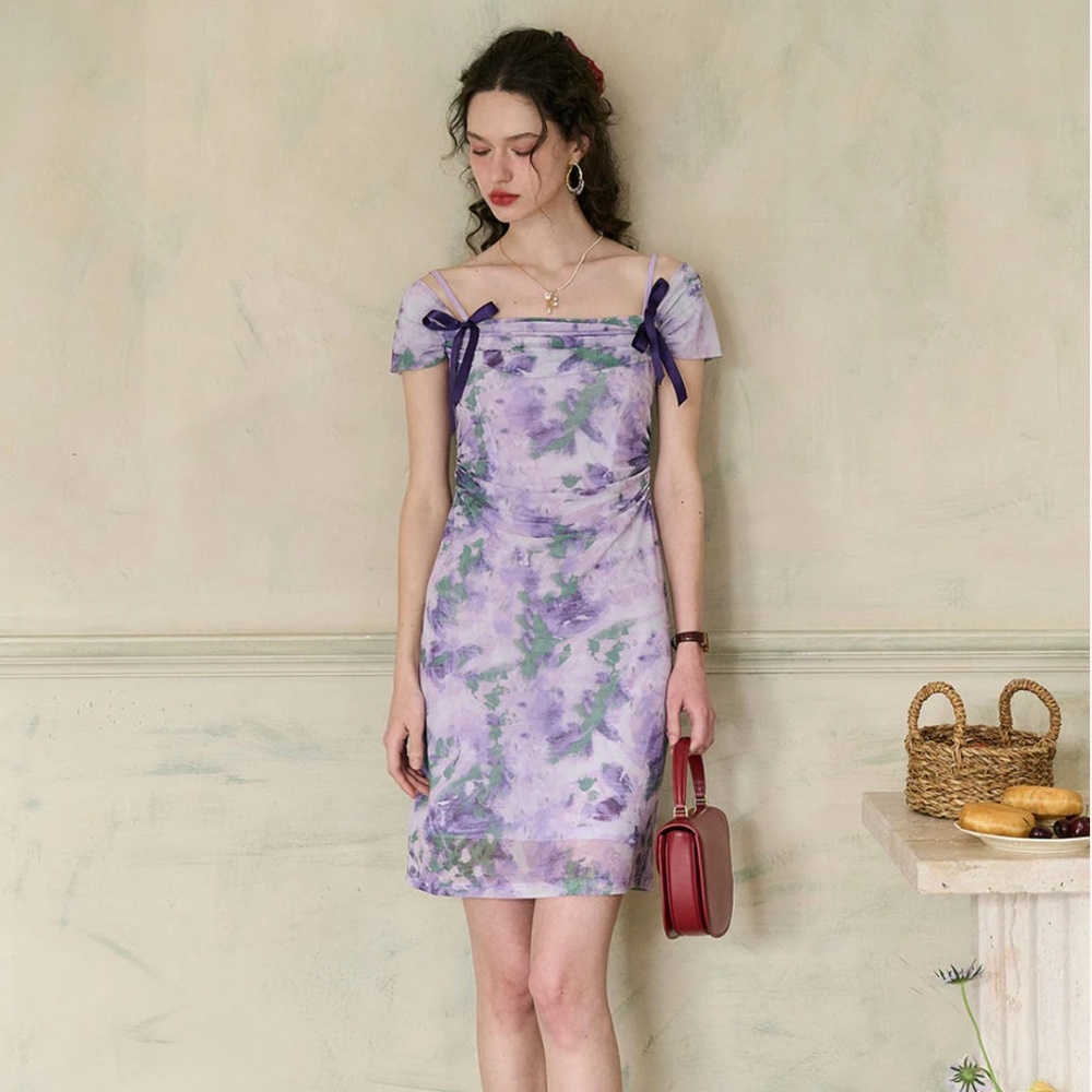 *NWT* Simple Retro Jacqueline Floral Print Off-The-Shoulder Slip Dress